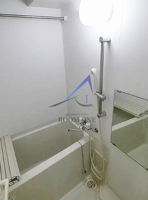 バス・シャワールーム　お風呂です。