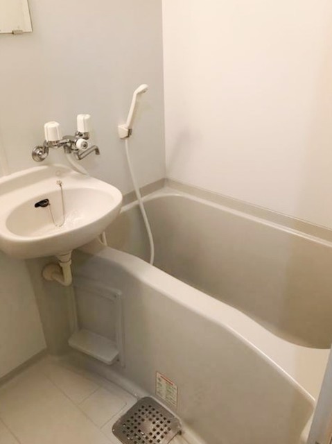 バス・シャワールーム　同仕様写真