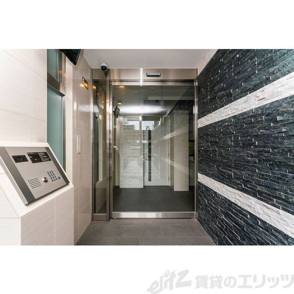 エントランス　エントランス