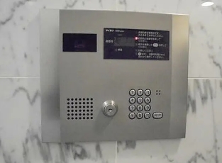 セキュリティ　☆オートロック完備☆