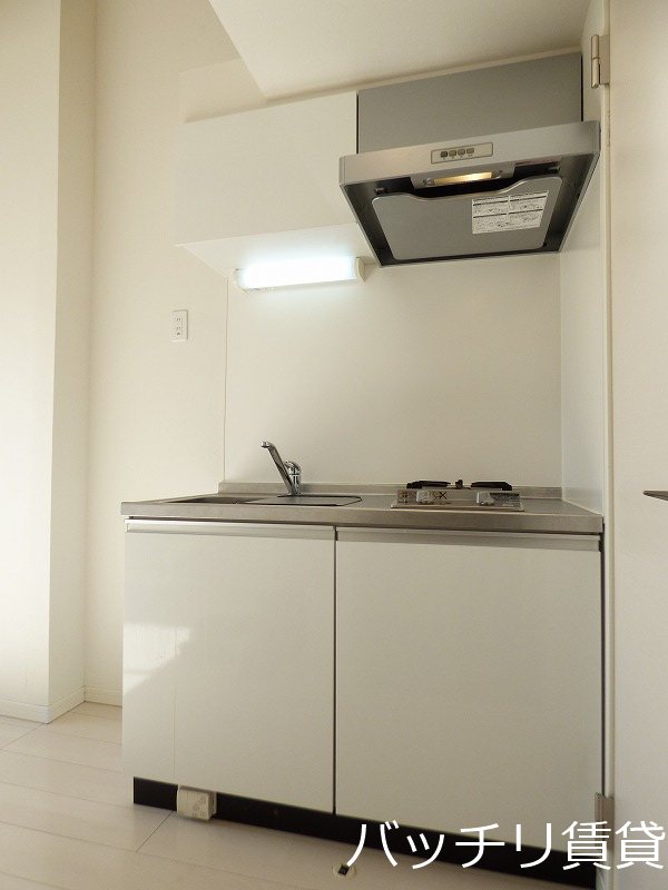 キッチン　同型タイプのため、現状を優先いたします。