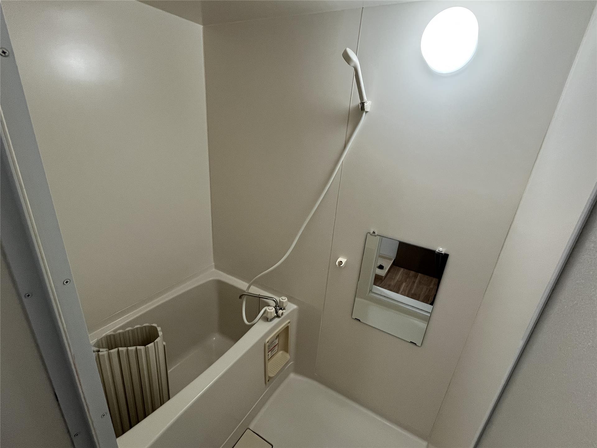 バス・シャワールーム　浴室