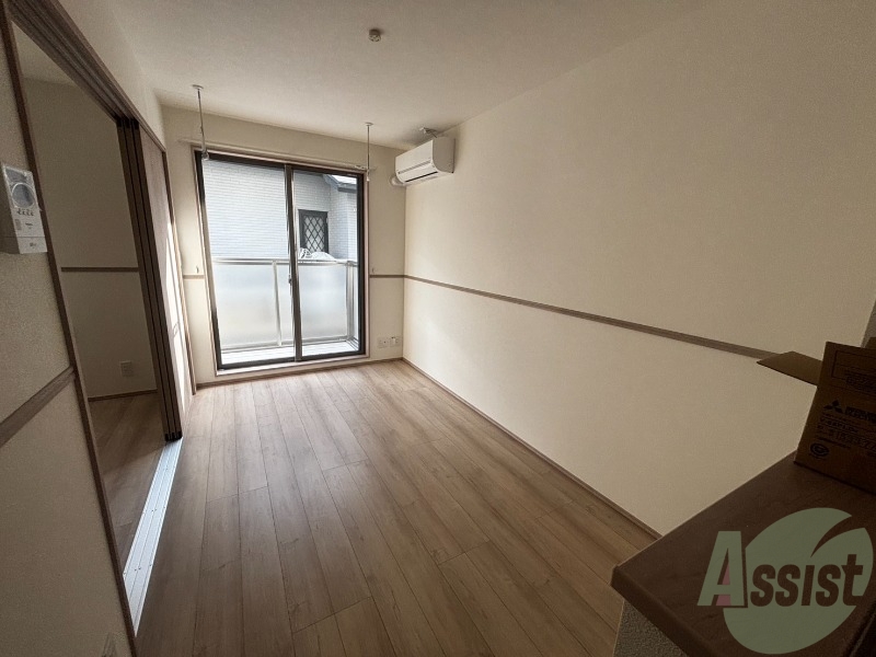 居室・リビング　きれいなＬＤＫが広がっていて居心地が良さそうですね。