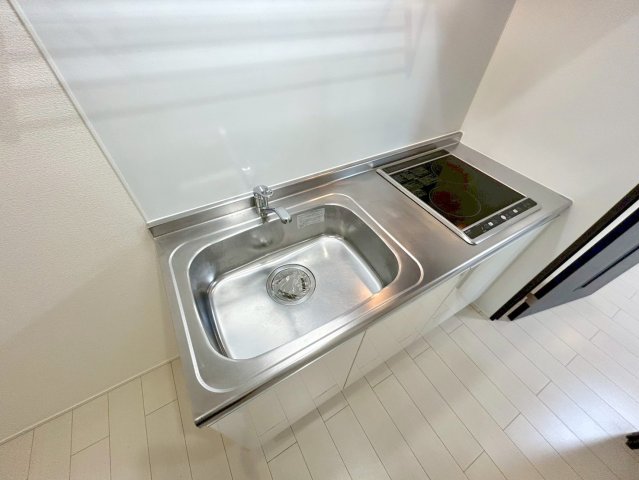 キッチン　ＩＨコンロなのでお掃除らくらく