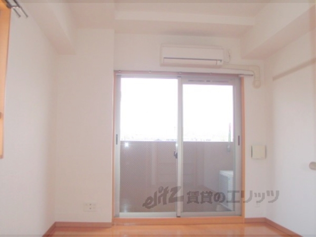 居室・リビング　洋室