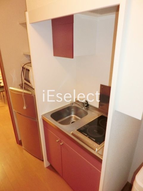 キッチン　お掃除楽々な2口IHのシステムキッチンです