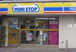 コンビニ　ミニストップ高輪3丁目店（コンビニ）まで272m