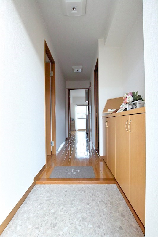 玄関　他部屋参照