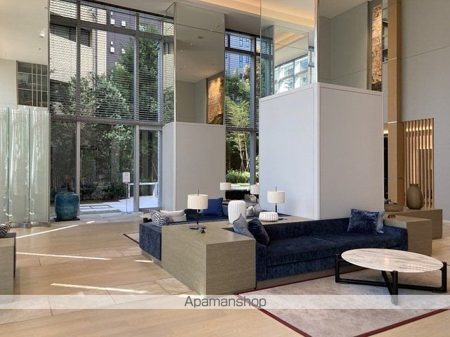 ロビー　ロビー