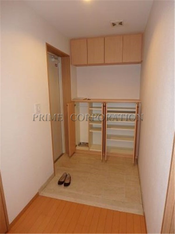 玄関　※参考写真※