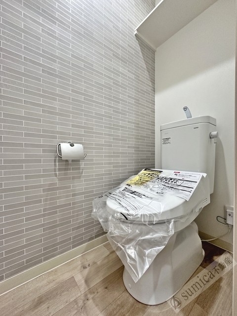 トイレ　温水洗浄便座完備♪