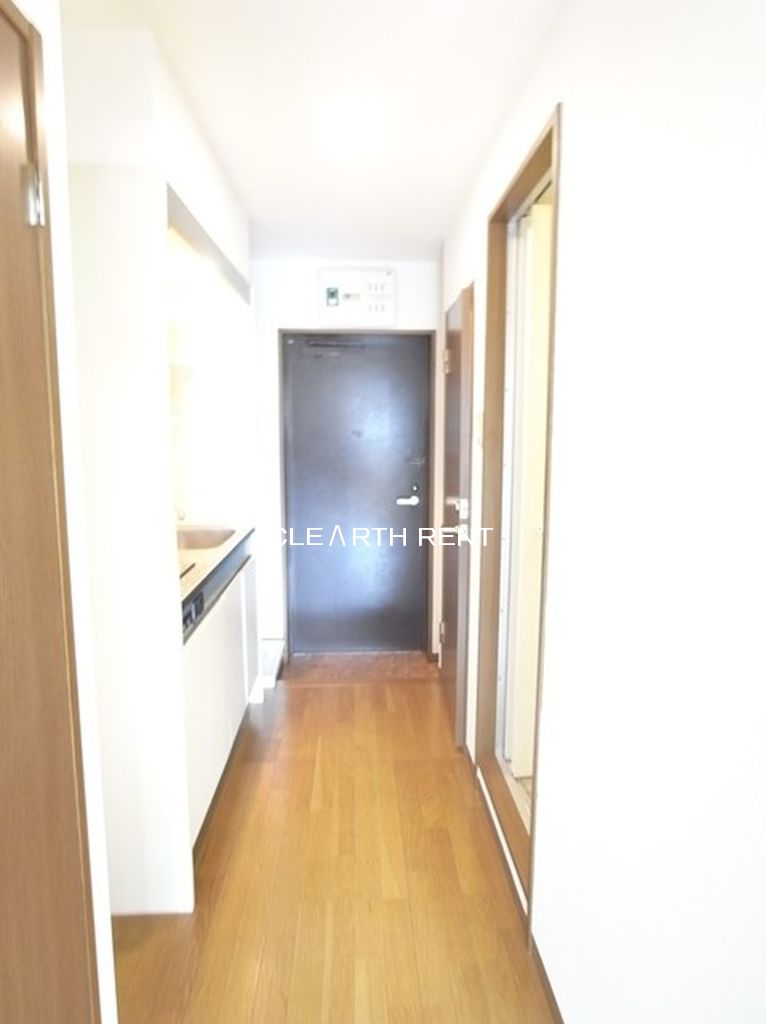 玄関　同タイプ別住戸写真となります。現況と異なる場合がございます。