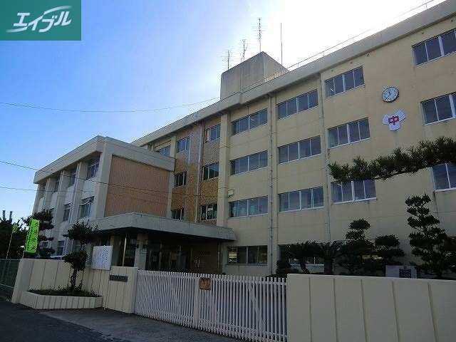 中学校　岡山市立桑田中学校（中学校）まで1328m