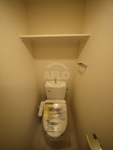 トイレ　プレサンス心斎橋ソレイユ　トイレ