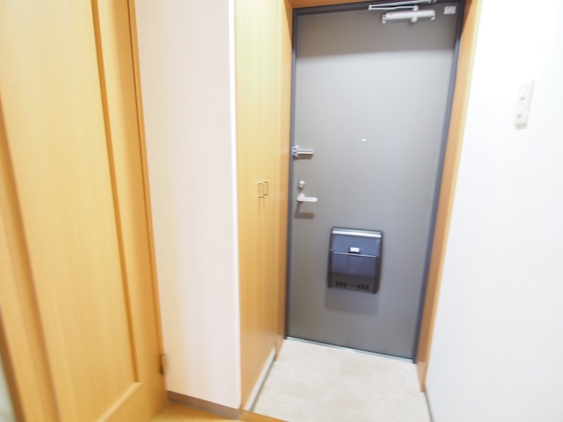 玄関　他室写真