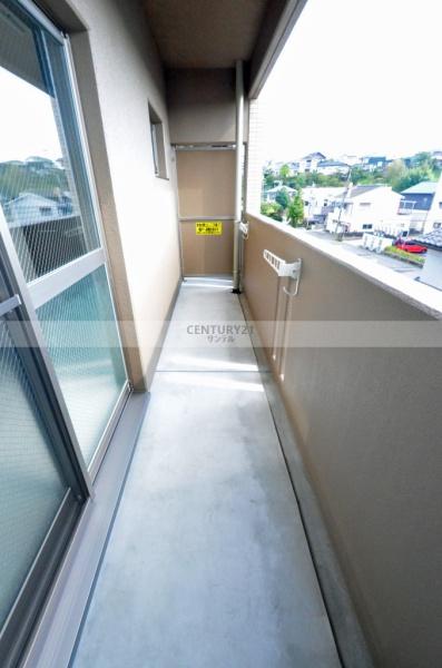 バルコニー　同間取り別階