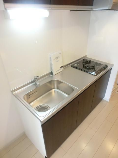 キッチン　2口システムキッチン完備