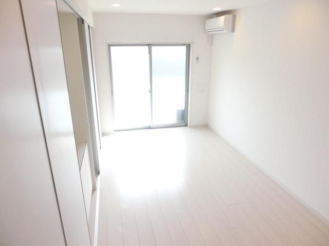 その他部屋・スペース　エアコン完備の洋室です