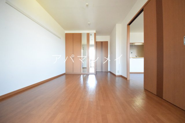 その他部屋・スペース　落ち着いて過ごせるお部屋なので、寝室にいかがでしょうか