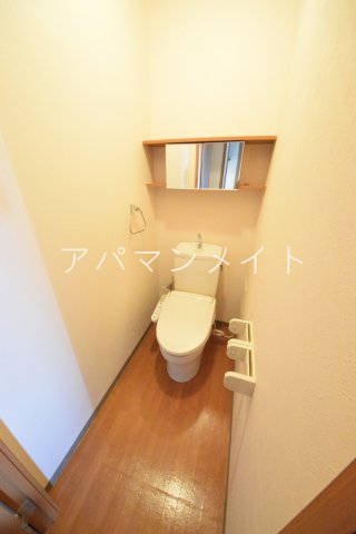 トイレ　ウォシュレット付き！