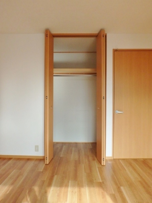 収納　図面と現状に相違がある場合には現状を優先