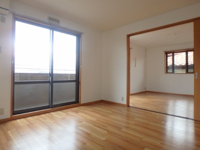 居室・リビング　図面と現状に相違がある場合には現状を優先