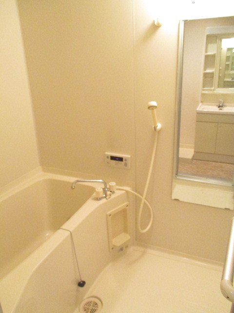 バス・シャワールーム　★追焚付きバスルーム★