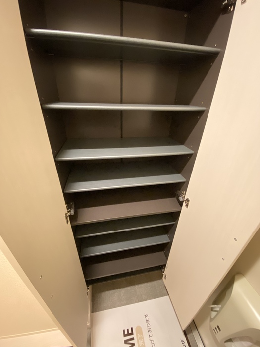 収納　シューズボックス