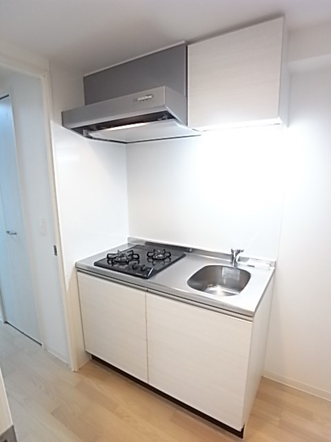 キッチン　コンパクトなキッチンで掃除もラクラク