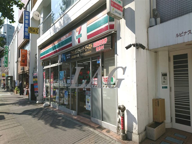 コンビニ　セブンイレブン平井6丁目店（コンビニ）まで267m