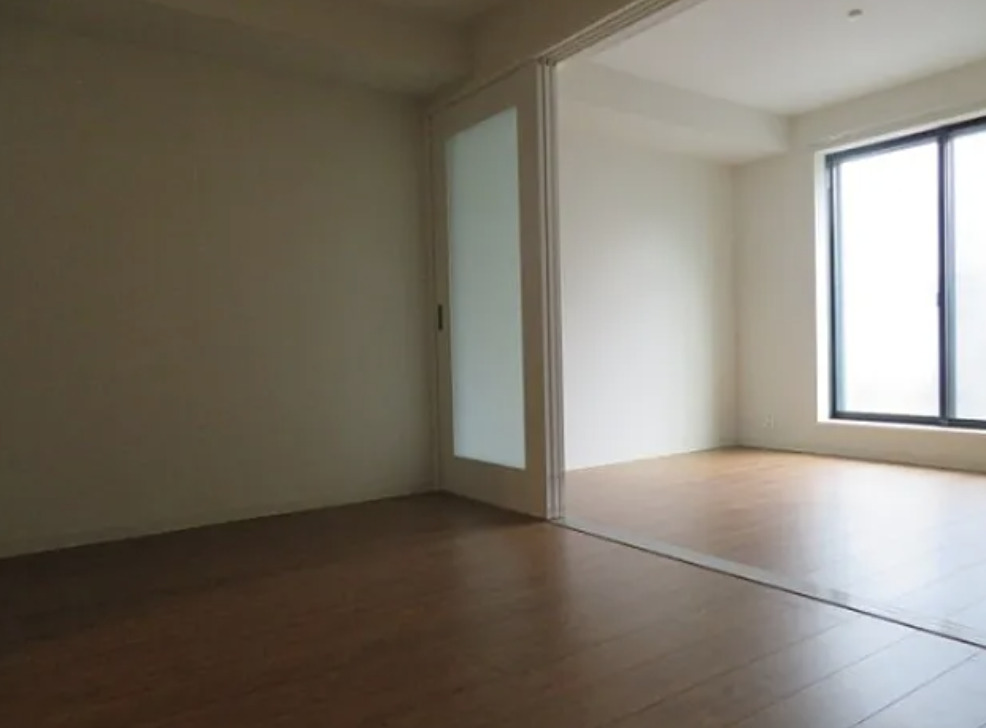 居室・リビング　※別部屋の参考写真です。