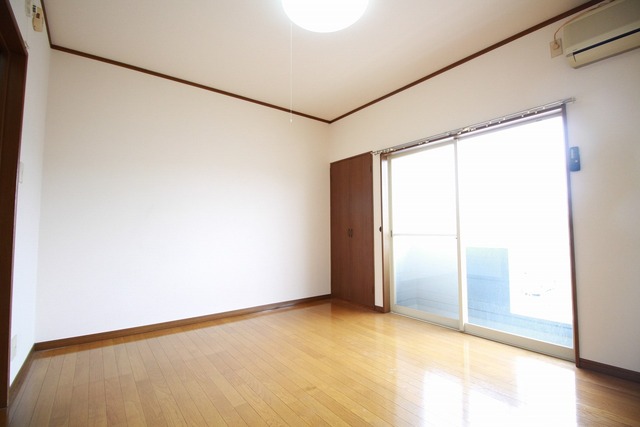 居室・リビング　※別部屋写真参照