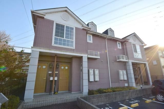 エントランス　★この外観って特に女性に人気なんですよ★