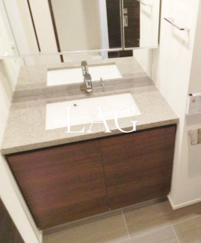 洗面設備　洗面台です。