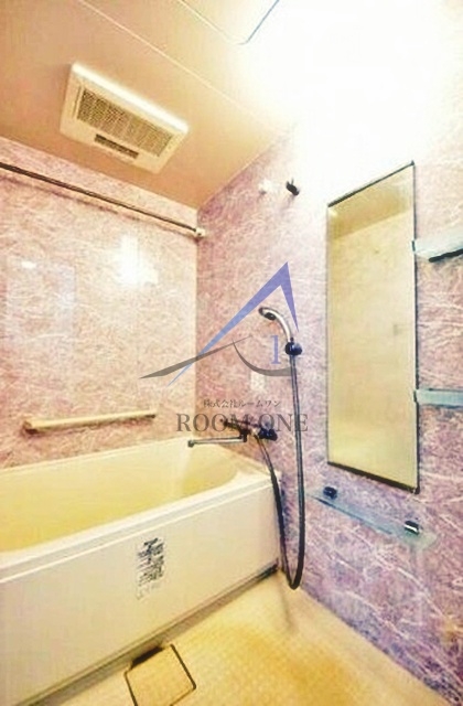 バス・シャワールーム　お風呂です。