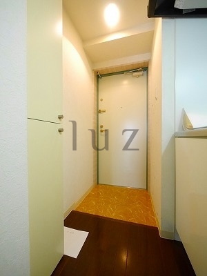 玄関　ダブルロックの玄関ドア！