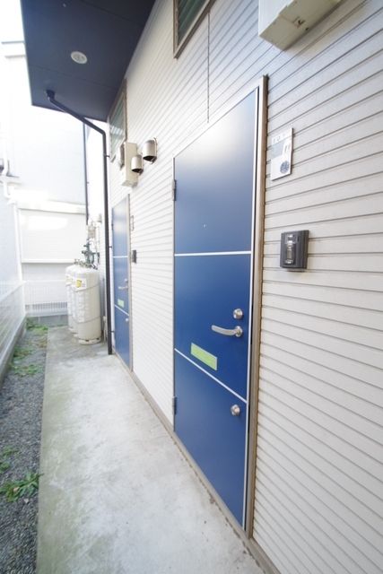 エントランス　★お部屋探しはタウンハウジング稲田堤店まで★