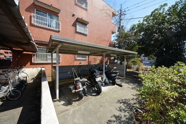 その他設備　☆バイク置き場☆