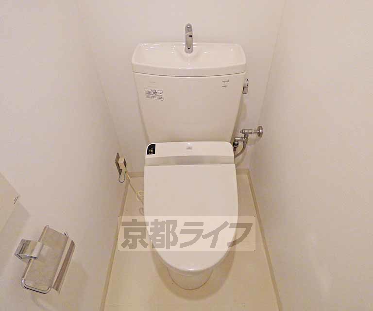 トイレ　清潔感あるお部屋です。