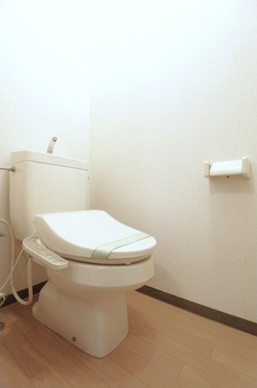 トイレ　図面と現状に相違がある場合には現状を優先