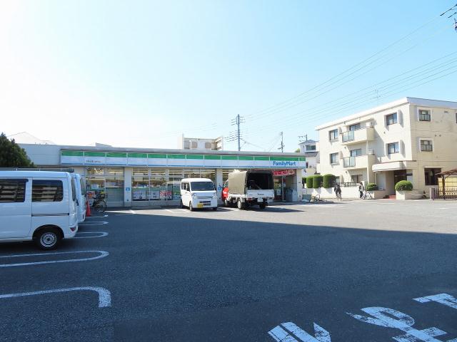 コンビニ　ファミリーマート平和台環八通り店（コンビニ）まで2286m