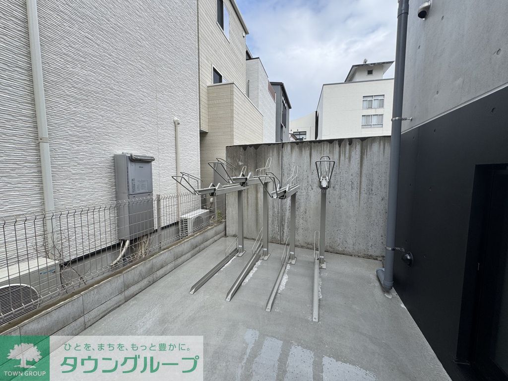 駐車場　駐輪場