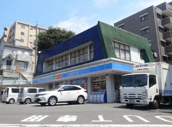 コンビニ　ローソン/川崎有馬九丁目店（コンビニ）まで740m