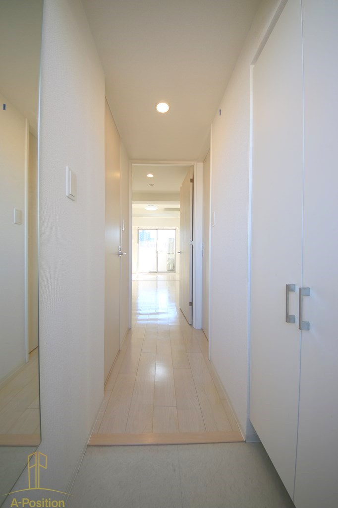 玄関　セレニテ夕陽丘EST