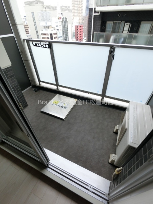 バルコニー　バルコニー