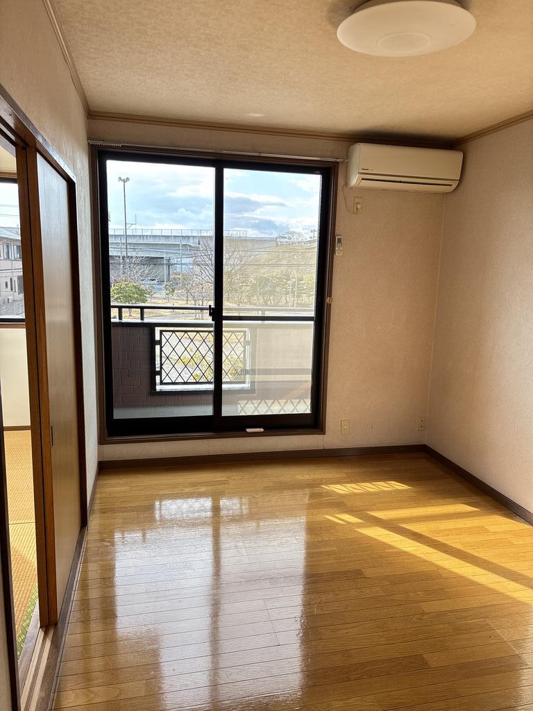 居室・リビング　6帖洋室