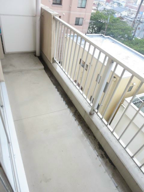 バルコニー　南向きバルコニー