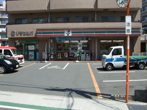 コンビニ　セブンイレブン大阪狭山市駅前店（コンビニ）まで576m