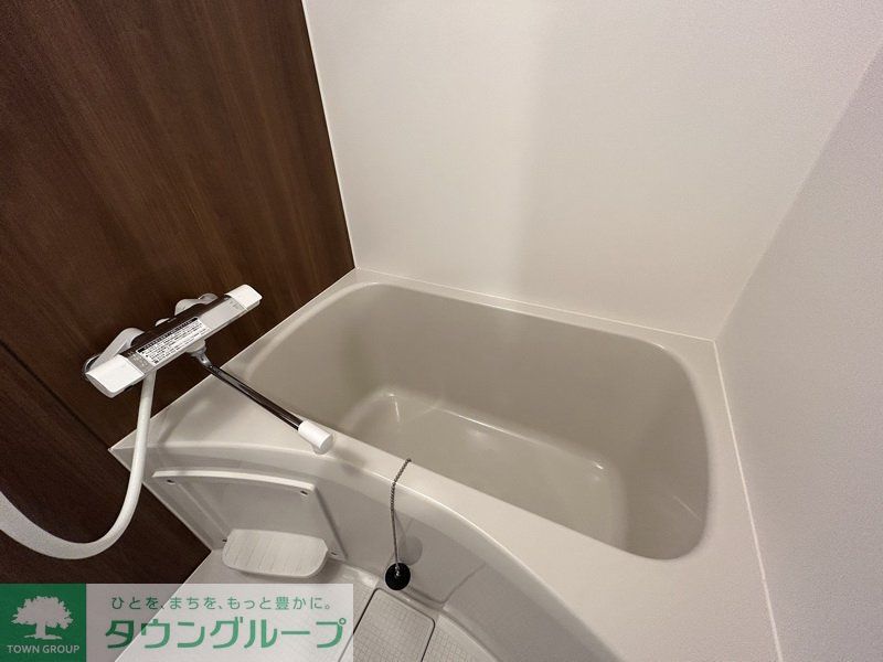 バス・シャワールーム　同物件別部屋写真