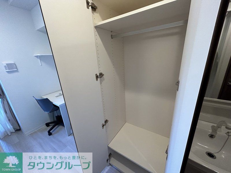 収納　同物件別部屋写真